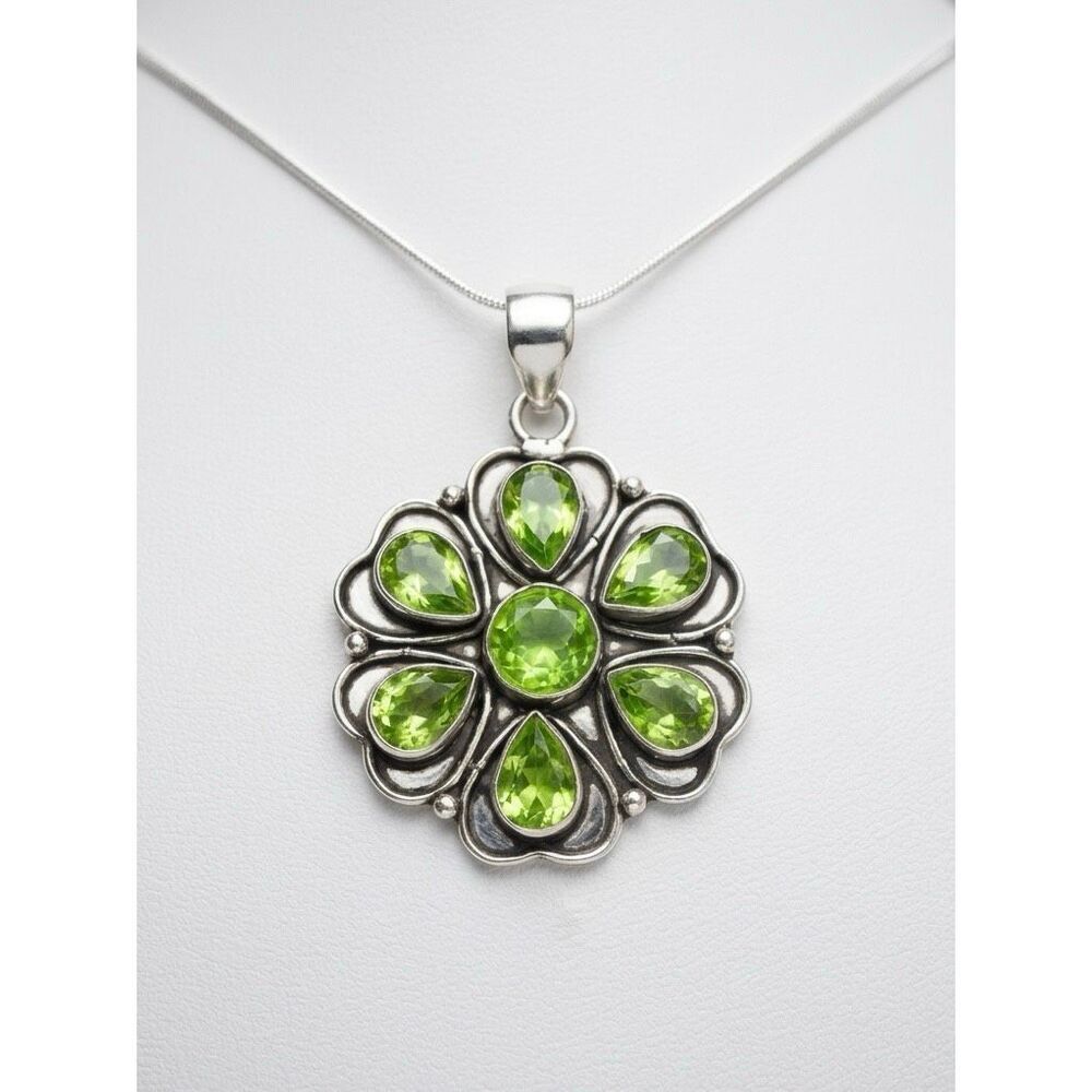 Peridot CZ Heart Flower Pendant Necklace Silver Artisan Boho Lucky Jewelry New